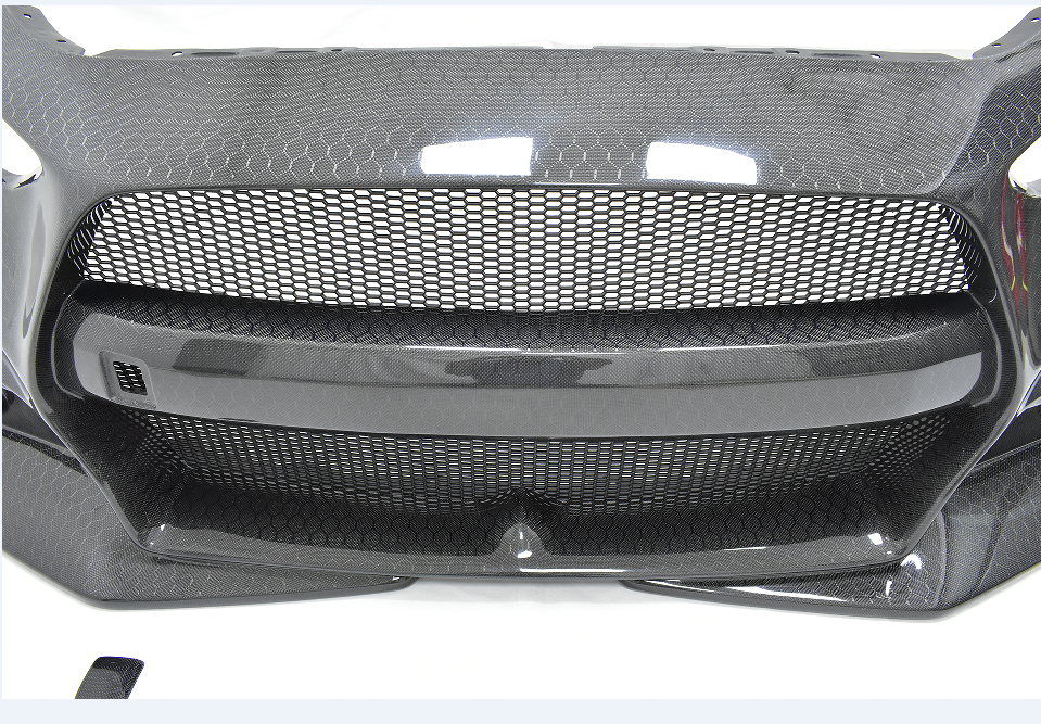 Infiniti Q60 Blitz carbon fiber bumper