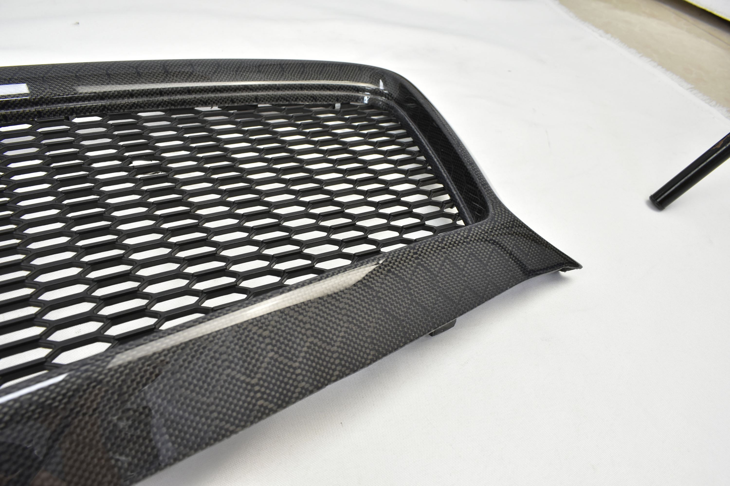 Q50-Q60 carbonfiber front grill