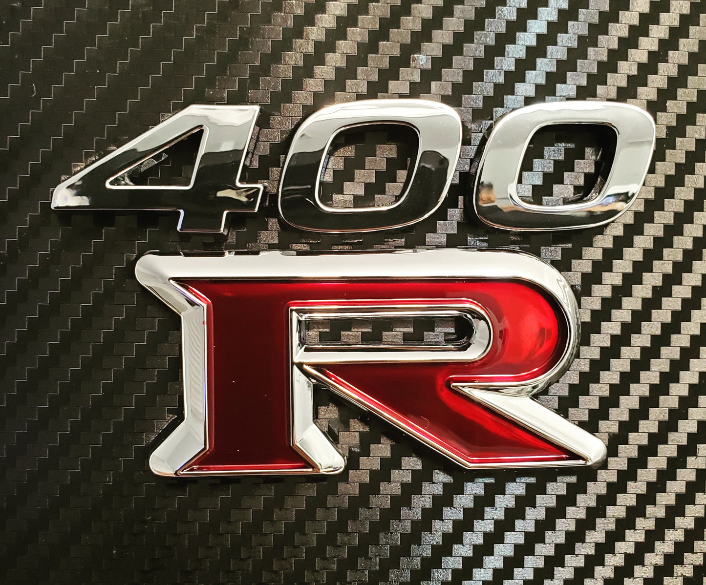 400R emblem